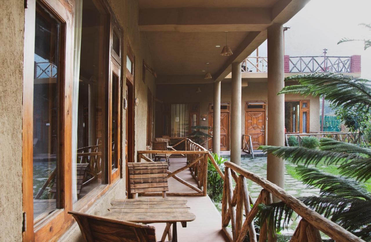 Shivadya Tirthan - Tirthan Valley Gushaini Exterior foto